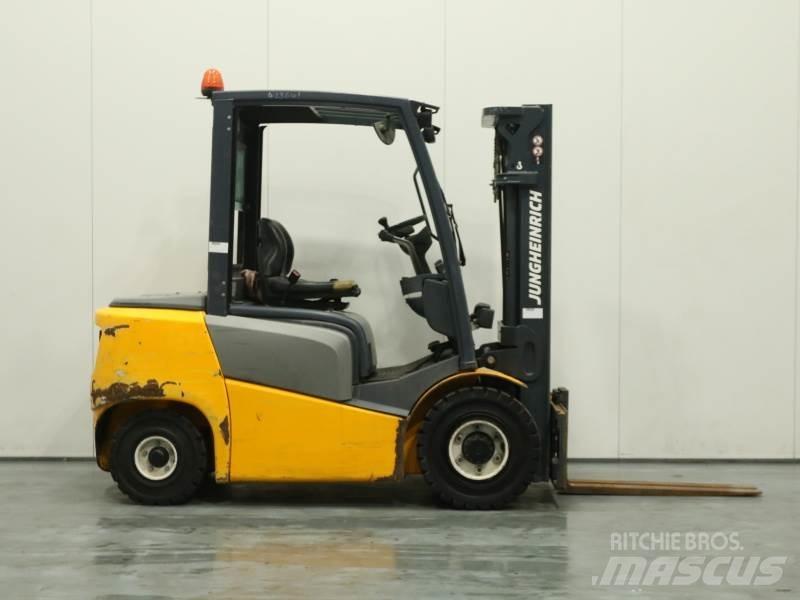 Jungheinrich DFG 425 Dyzeliniai krautuvai