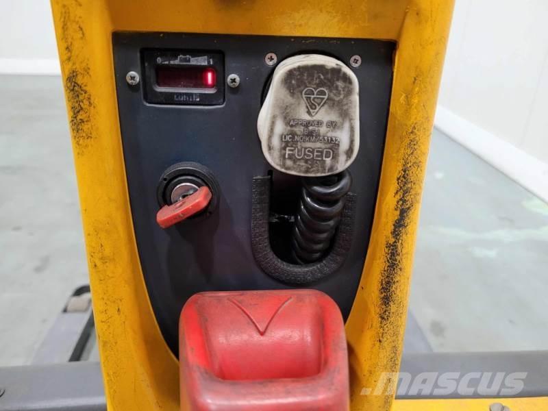 Jungheinrich EMC B10 Rankiniai vėžimėliai