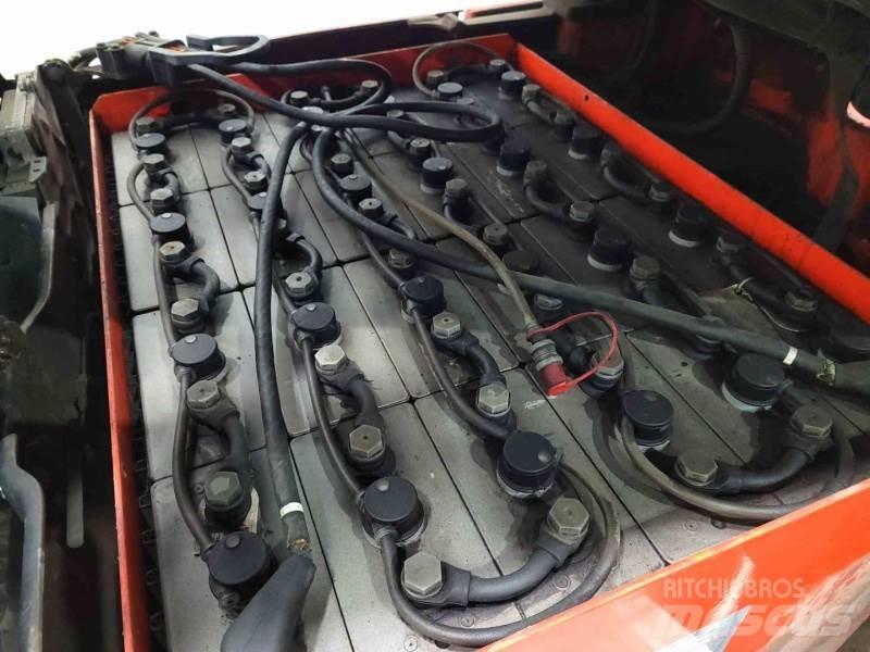 Linde E16-02 Šakiniai krautuvai - Kita
