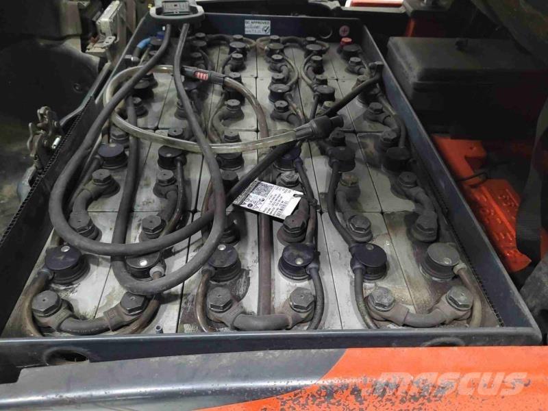 Linde E16C-02 Šakiniai krautuvai - Kita
