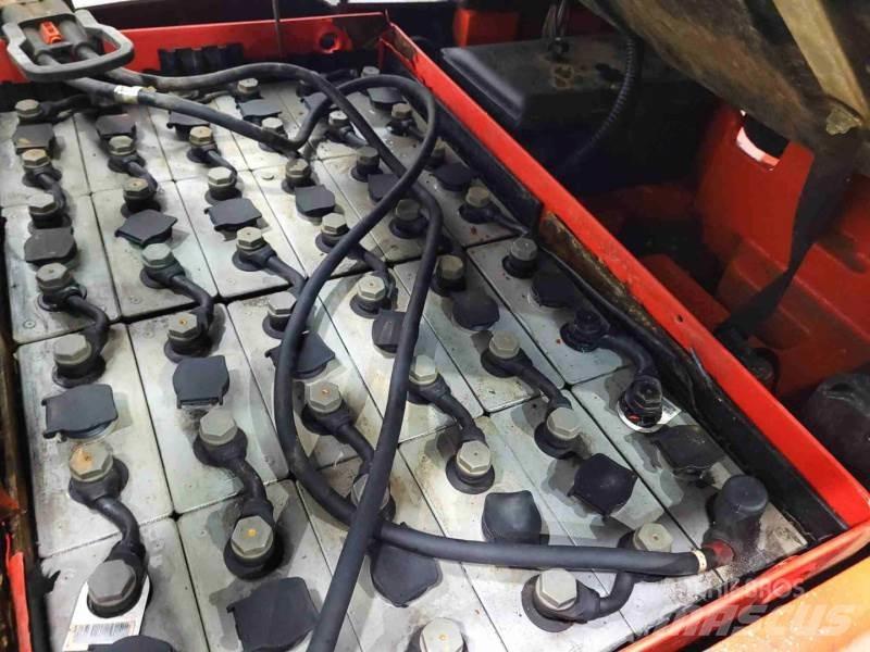 Linde E16C-02 Šakiniai krautuvai - Kita