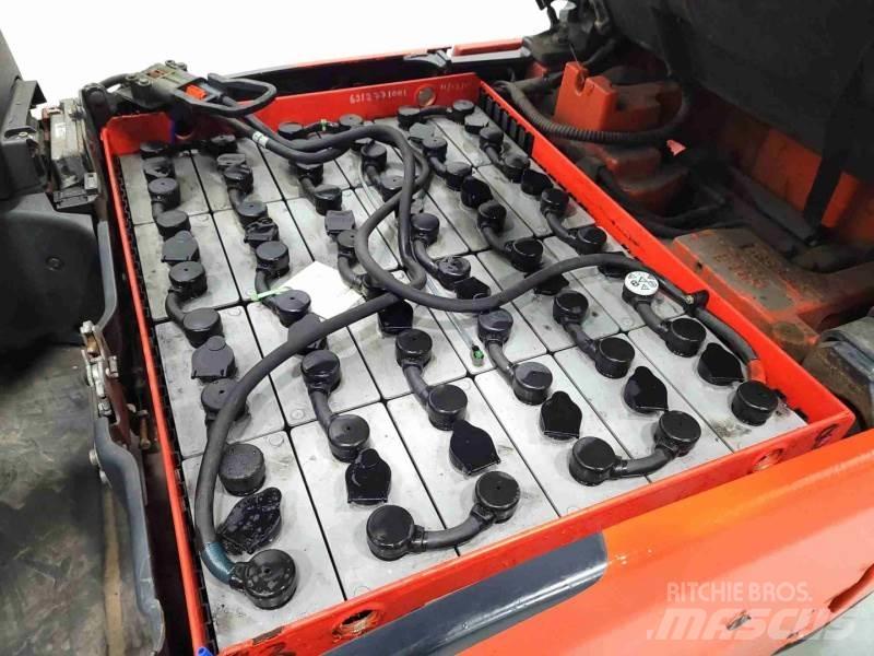 Linde E16P-02 386 Elektriniai šakiniai krautuvai