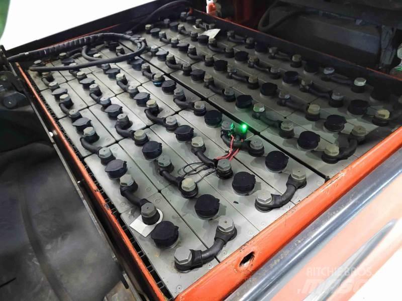Linde E25-01 Elektriniai šakiniai krautuvai