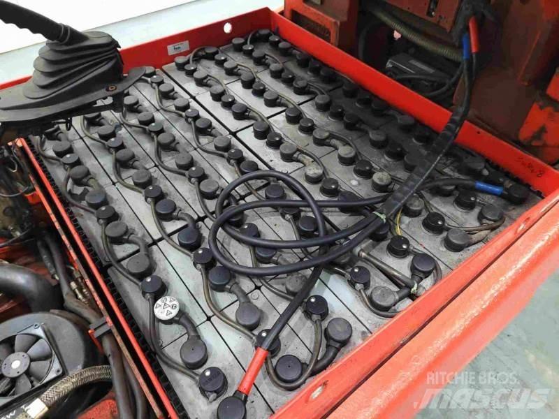 Linde E30-03 336 Elektriniai šakiniai krautuvai