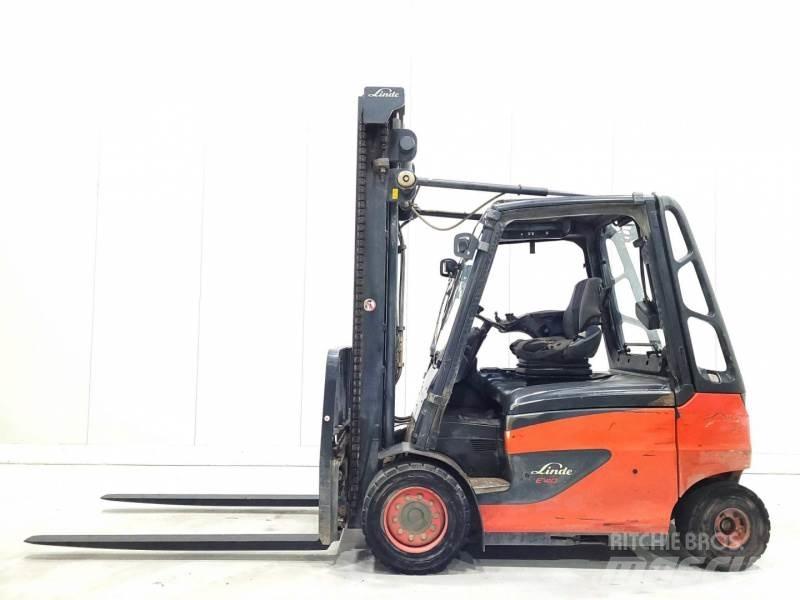Linde E40 Elektriniai šakiniai krautuvai