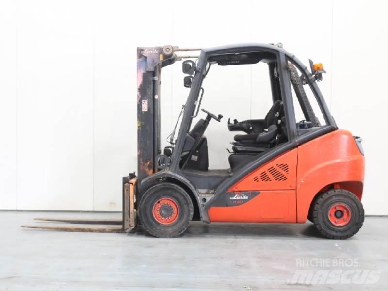 Linde H30D-02 393 Dyzeliniai krautuvai