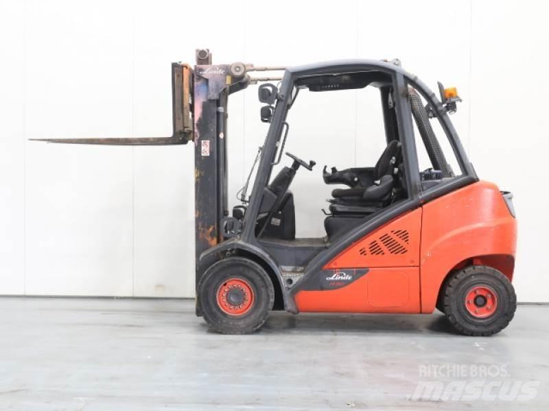 Linde H30D-02 393 Dyzeliniai krautuvai