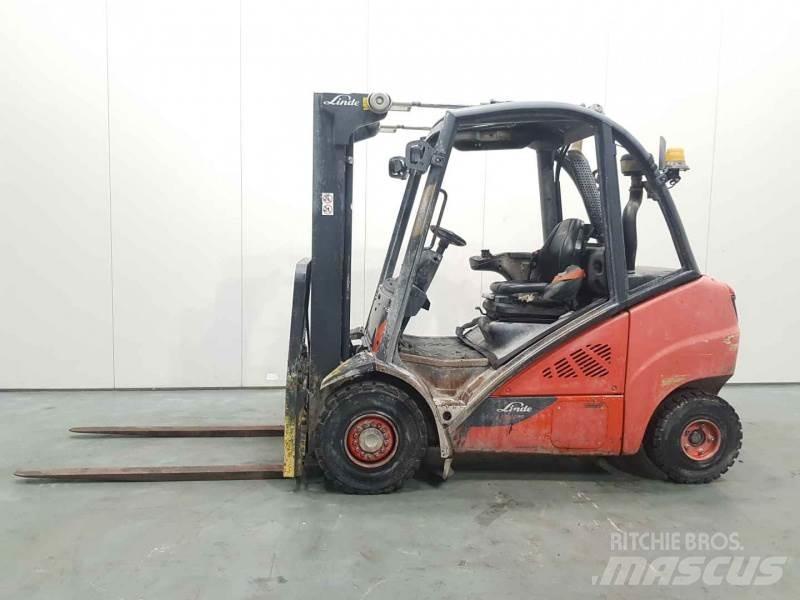 Linde H30D-02 393 Dyzeliniai krautuvai