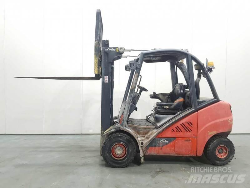 Linde H30D-02 393 Dyzeliniai krautuvai