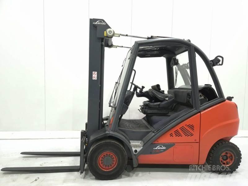 Linde H30T LPG (dujiniai) krautuvai