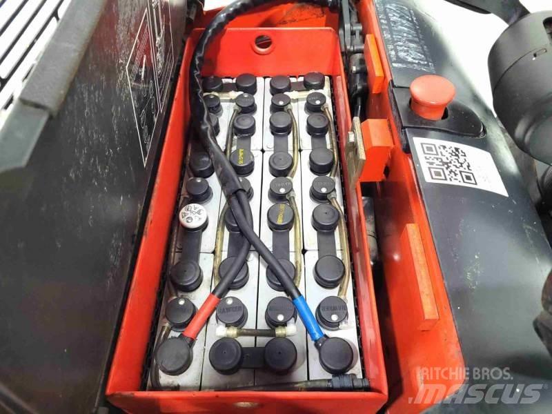 Linde L14 AP Rankiniai padėklų rietuvai