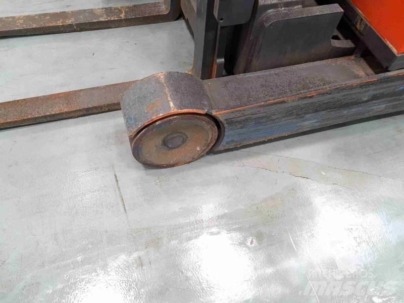 Linde R16HD-01 1120 Šakiniai krautuvai su prailgintu keltuvu