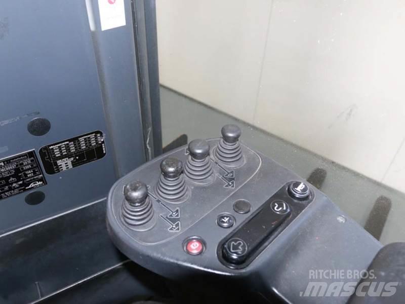 Linde R16X-02 116 Šakiniai krautuvai su prailgintu keltuvu