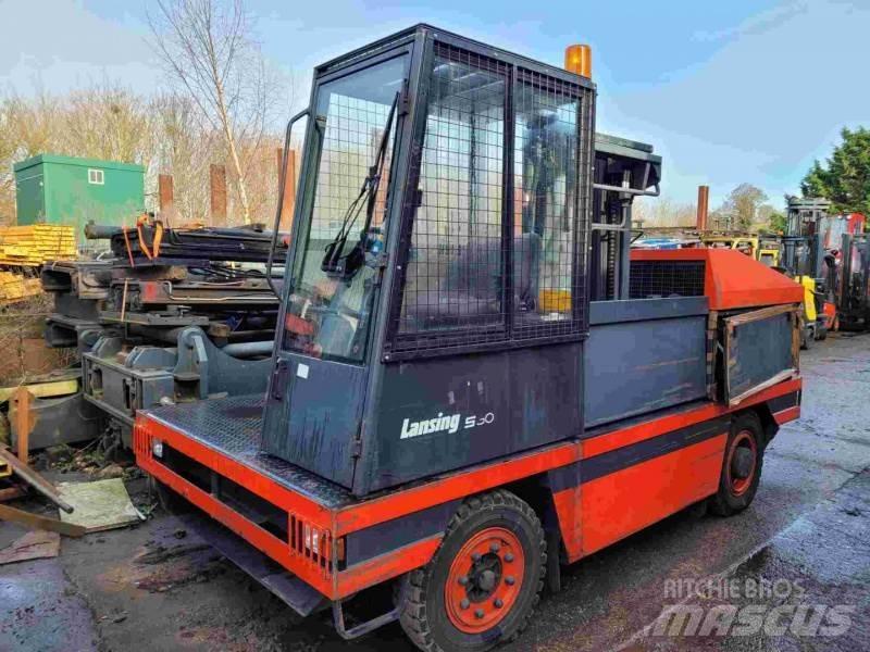 Linde S30 Krautuvai su pakrovimu iš šonų