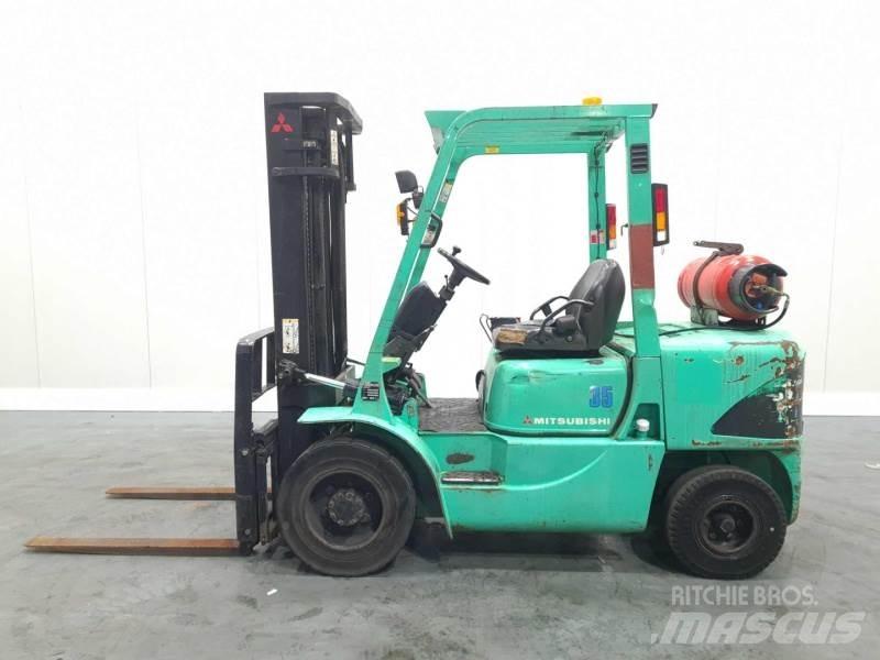 Mitsubishi FG35K LPG (dujiniai) krautuvai