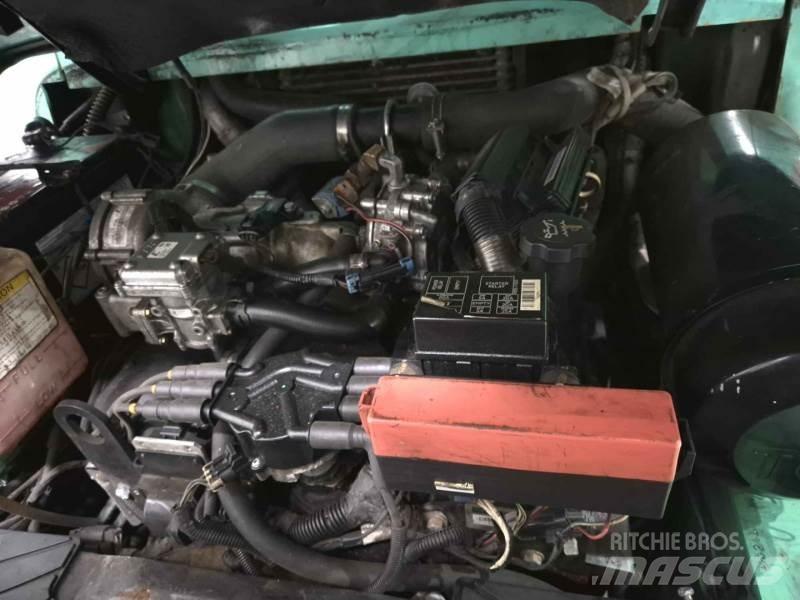 Mitsubishi FGC55K LPG (dujiniai) krautuvai