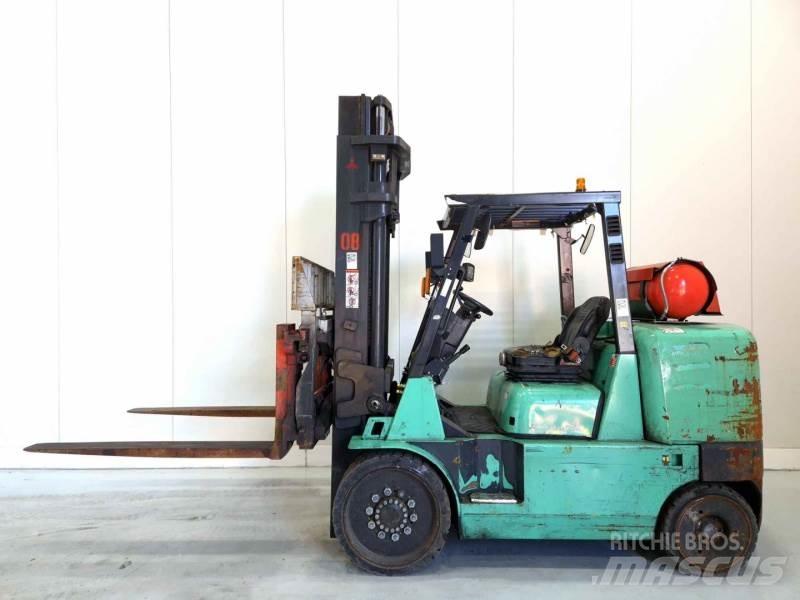 Mitsubishi FGC70K LPG (dujiniai) krautuvai