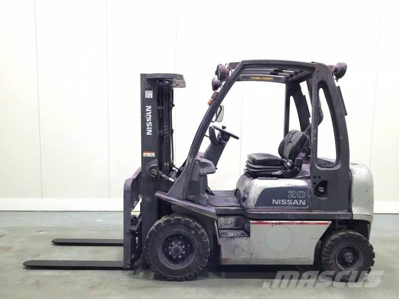 Nissan FD02A20 Dyzeliniai krautuvai