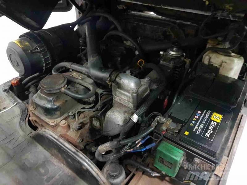 Nissan FD18 Dyzeliniai krautuvai