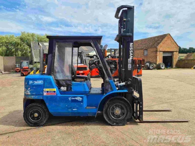 Nissan FO4D40Q2 Dyzeliniai krautuvai