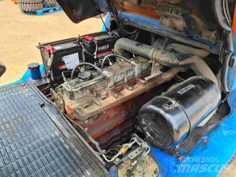 Nissan FO4D40Q2 Dyzeliniai krautuvai