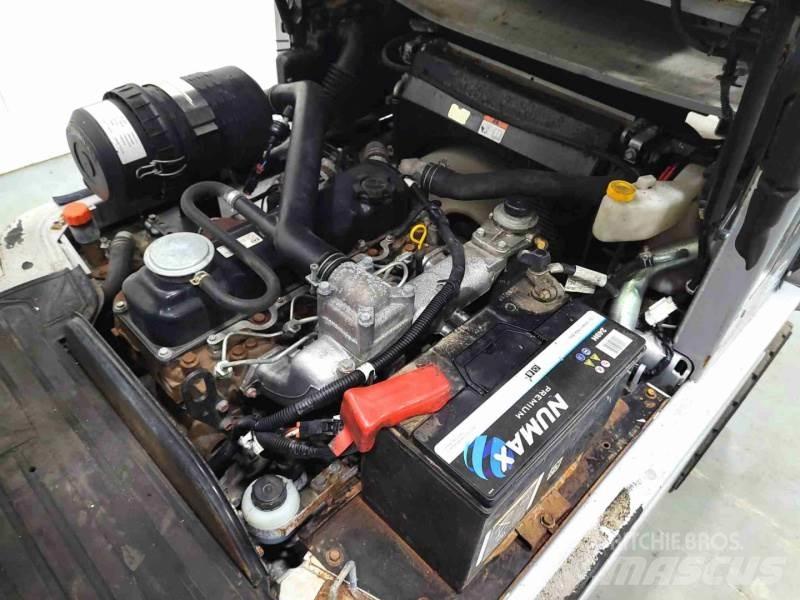 Nissan YG1D2A32H Dyzeliniai krautuvai
