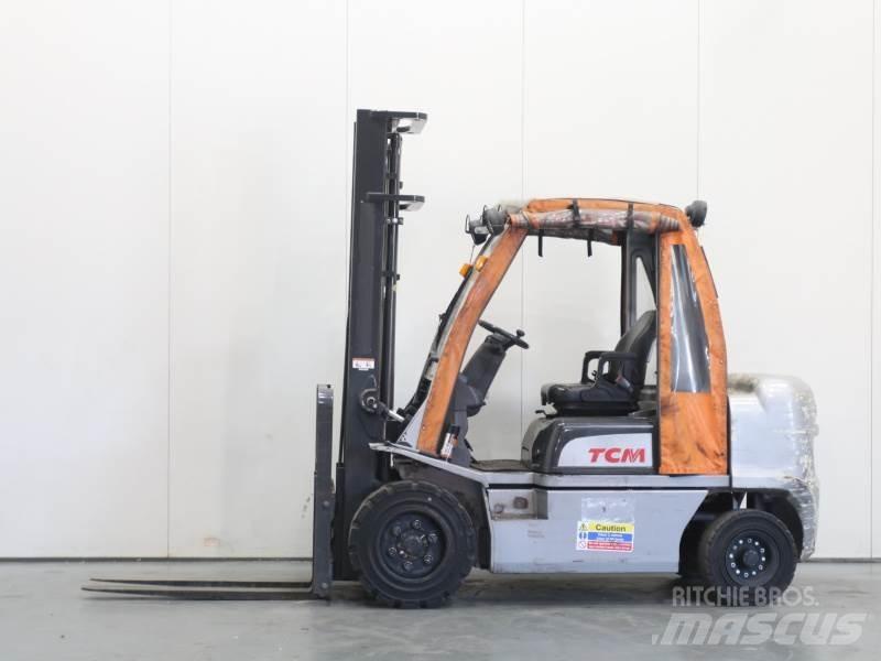 Nissan YG1D2A32H Dyzeliniai krautuvai