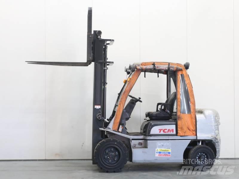 Nissan YG1D2A32H Dyzeliniai krautuvai