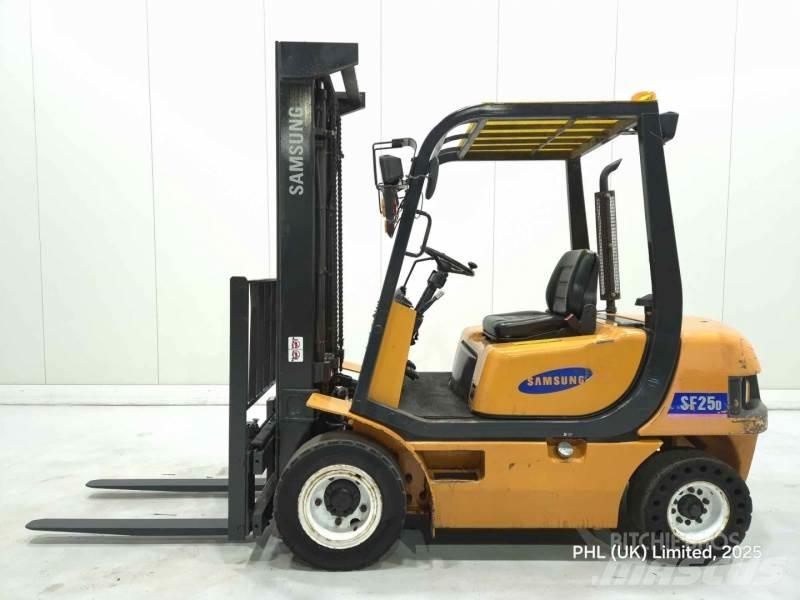 Samsung SF25D Dyzeliniai krautuvai