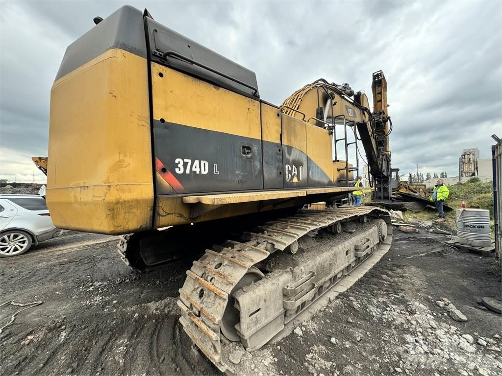 CAT 374DL Griovimo ekskavatoriai