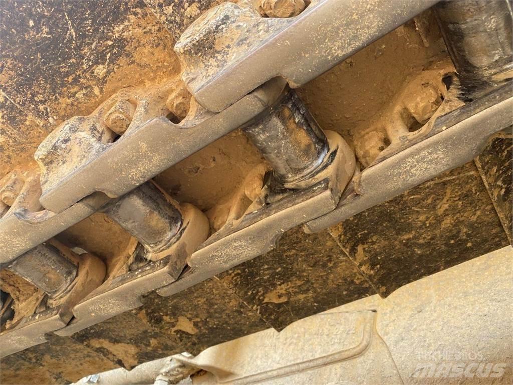 CAT D6T LGP VPAT Vikšriniai buldozeriai