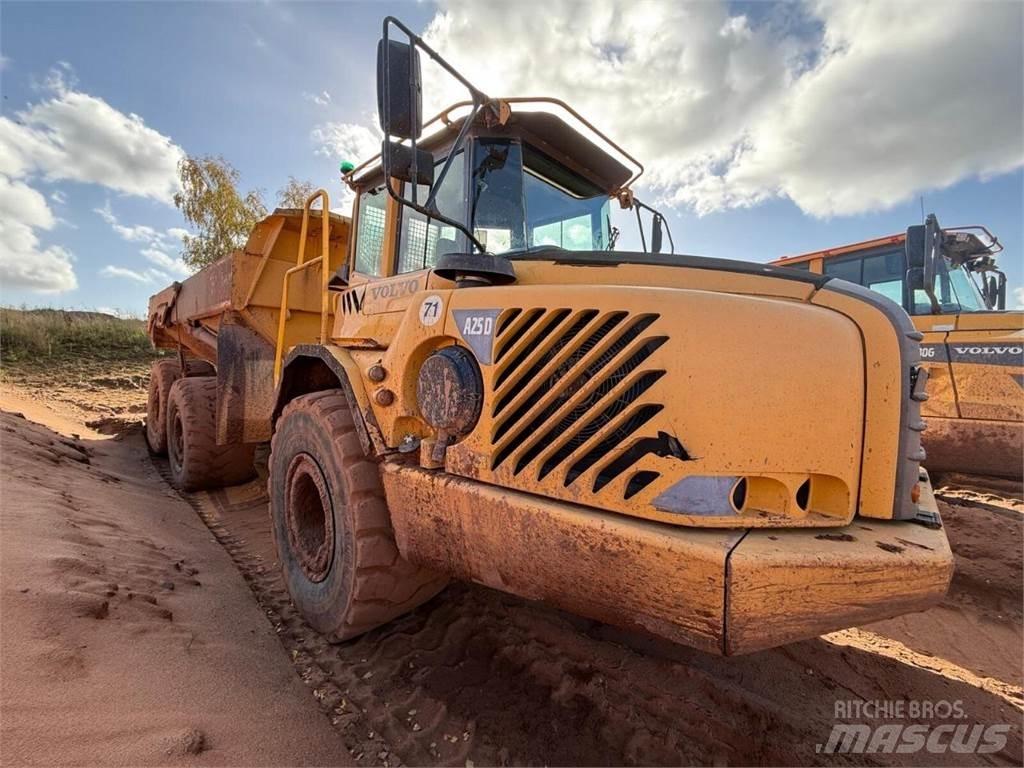 Volvo A25D Karjeriniai savivarčiai