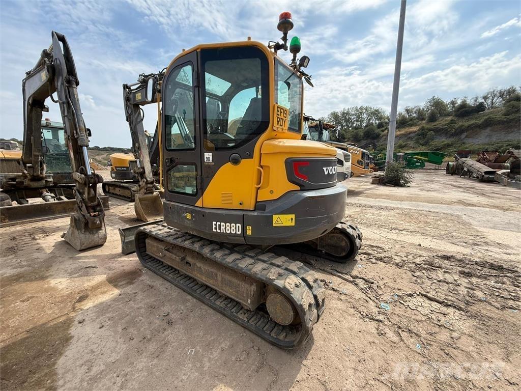 Volvo ECR88D Vikšriniai ekskavatoriai