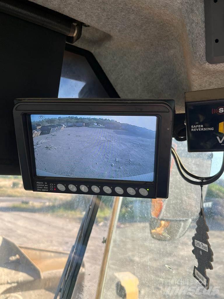Volvo L150H Naudoti ratiniai krautuvai