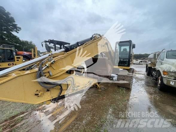 CAT 320 Vikšriniai ekskavatoriai