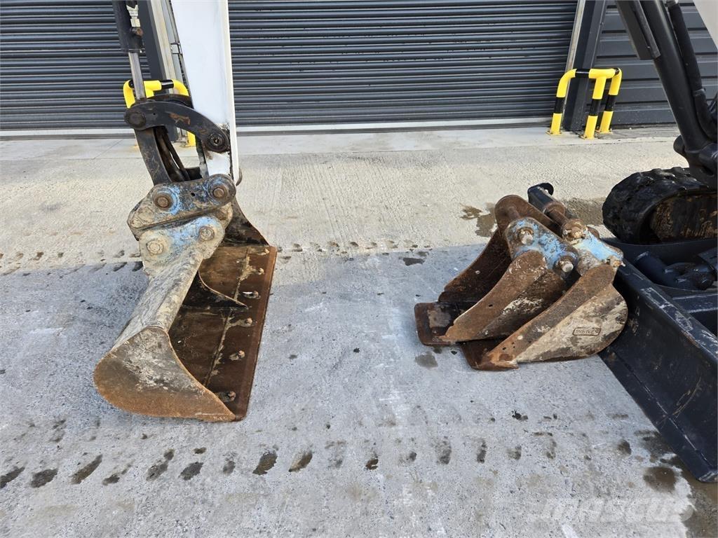 Bobcat E27 Mini ekskavatoriai < 7 t