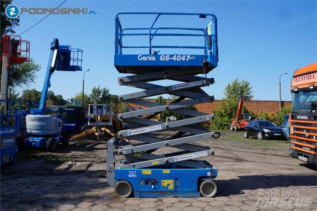 Genie 4047 Žirkliniai keltuvai