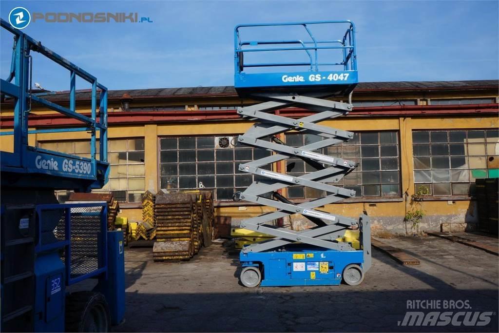 Genie 4047 Žirkliniai keltuvai