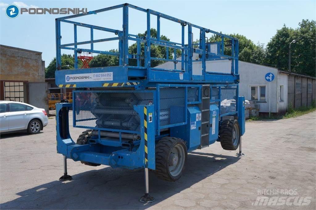 Genie 4390 RT Žirkliniai keltuvai