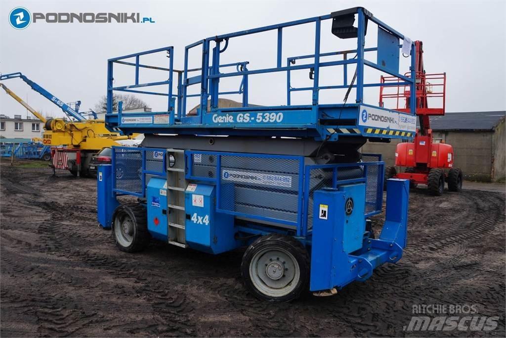 Genie 5390 Žirkliniai keltuvai