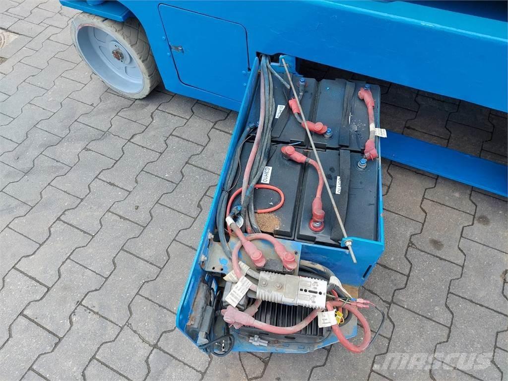 Genie GS-3246 Žirkliniai keltuvai