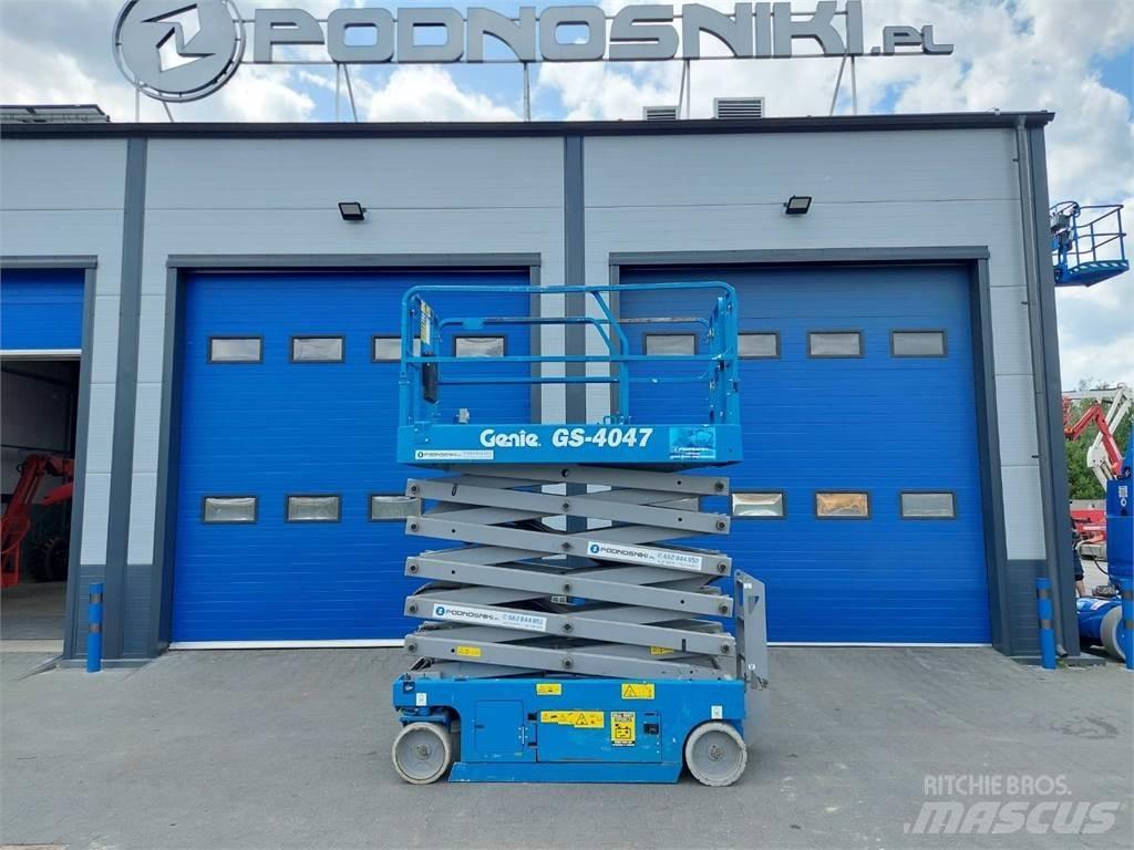 Genie GS-4047 Žirkliniai keltuvai