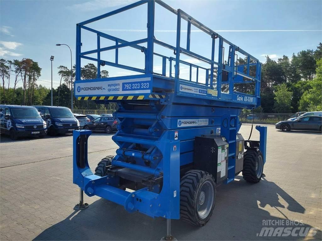 Genie GS-5390 RT Žirkliniai keltuvai