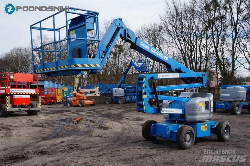 Genie Z45/25J DC Alkūniniai keltuvai