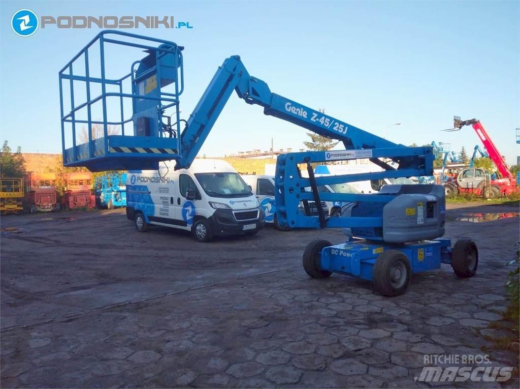 Genie Z45/25J DC Alkūniniai keltuvai