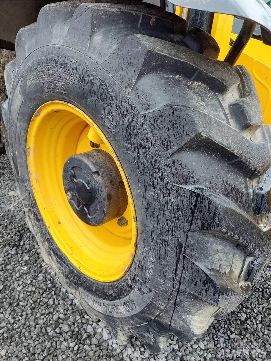 JCB 535-140 Teleskopiniai krautuvai