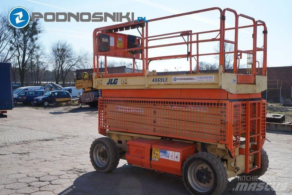 JLG 4069 Žirkliniai keltuvai