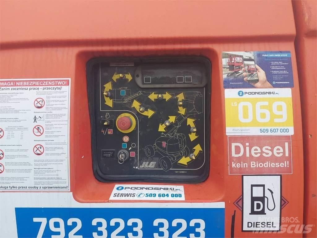 JLG 800AJ Alkūniniai keltuvai