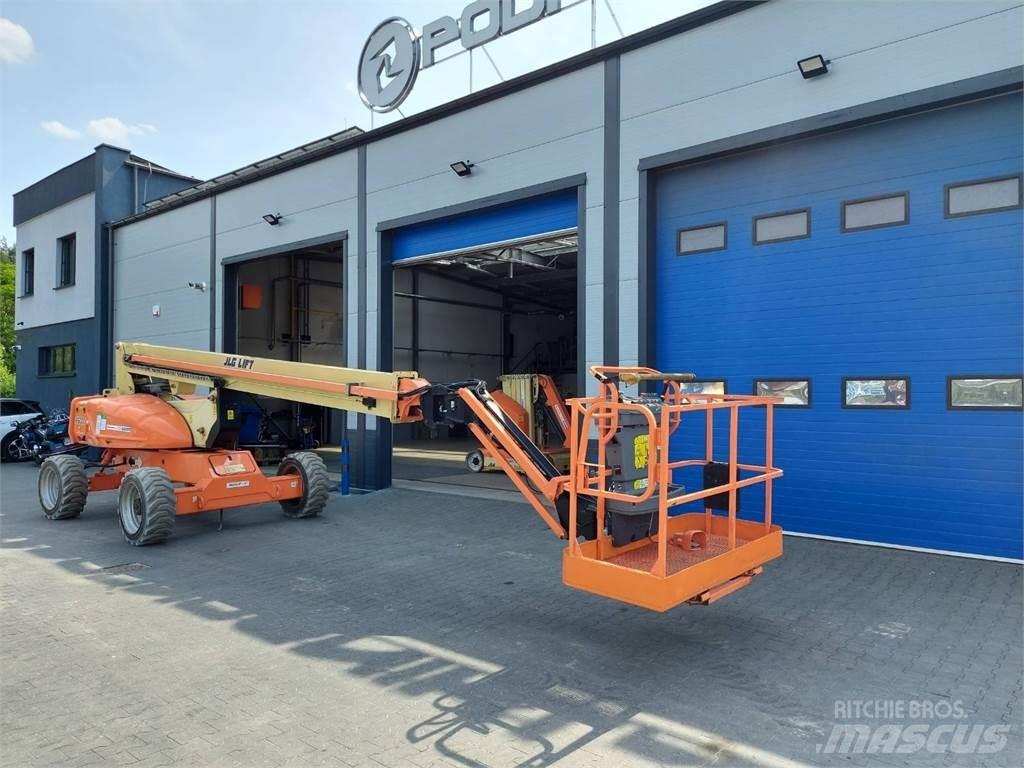 JLG M600JP Alkūniniai keltuvai