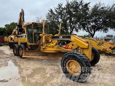 CAT 12H Greideriai